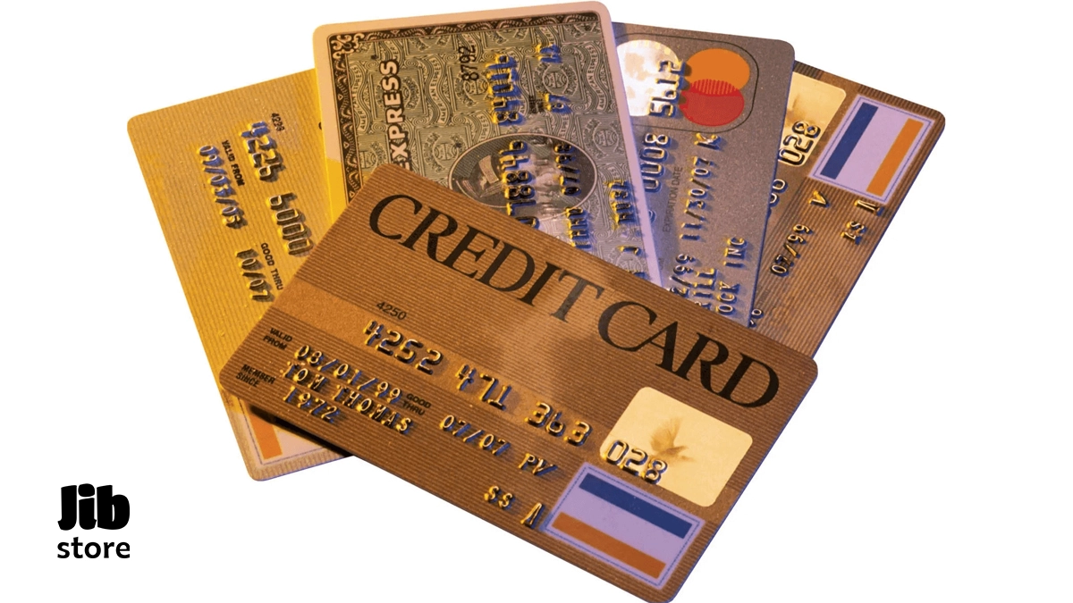 کردیت کارت چیست؟  درک مفهوم اعتبار و کاربرد آن در خدمات دیجیتال