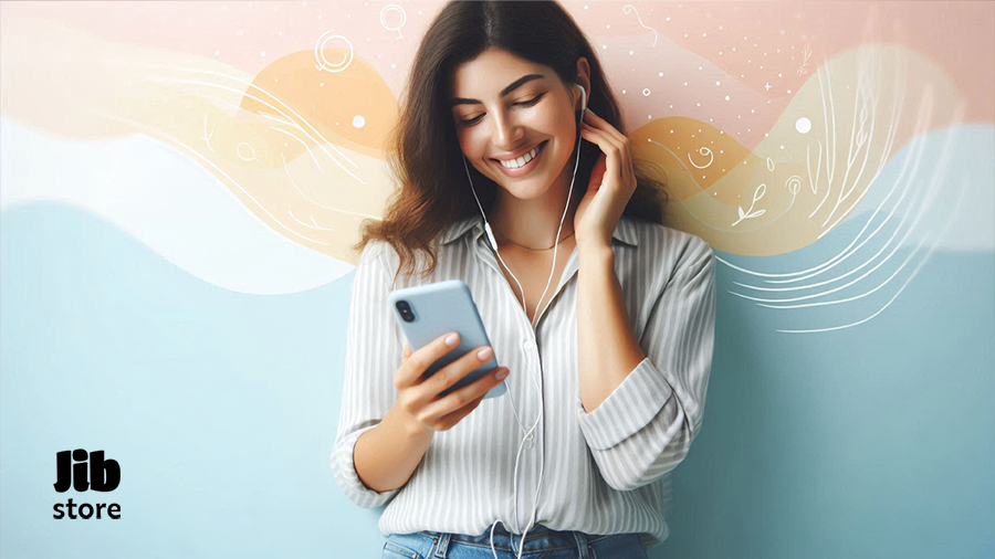 ۳. Pocket Casts یکی از بهترین اپلیکیشن‌های پادکست، Pocket Casts است که برای هر دو سیستم‌عامل iOS و اندروید در دسترس است. این اپلیکیشن با رابط کاربری ساده و طراحی کاربرپسند خود، تجربه شنیدن پادکست‌ها را راحت و لذت‌بخش می‌کند. از قابلیت‌های برجسته این اپلیکیشن می‌توان به امکان شخصی‌سازی فیدها و ایجاد اشتراک‌های مختلف برای هر دسته پادکست اشاره کرد.  ویژگی‌های کلیدی Pocket Casts:  رابط کاربری ساده و دسترسی سریع به پادکست‌ها امکان ایجاد پلی‌لیست‌ها و اشتراک‌گذاری امکانات پیشرفته برای فیلتر کردن پادکست‌ها قابلیت دانلود پادکست‌ها برای شنیدن آفلاین