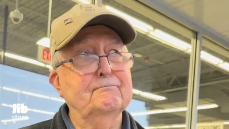 ویدیوی ۱۰ ثانیه‌ای که زندگی یک مرد ۸۸ ساله را نجات داد!